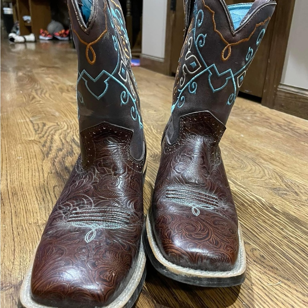 Ariat Fatbaby